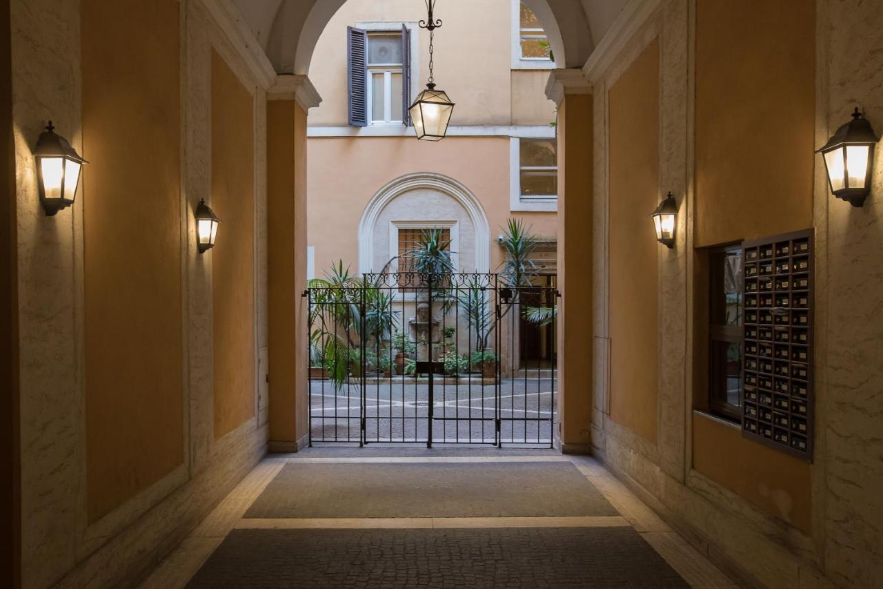 Pantheon Apartment Rome Bagian luar foto